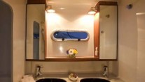 Gazelle - Bathroom